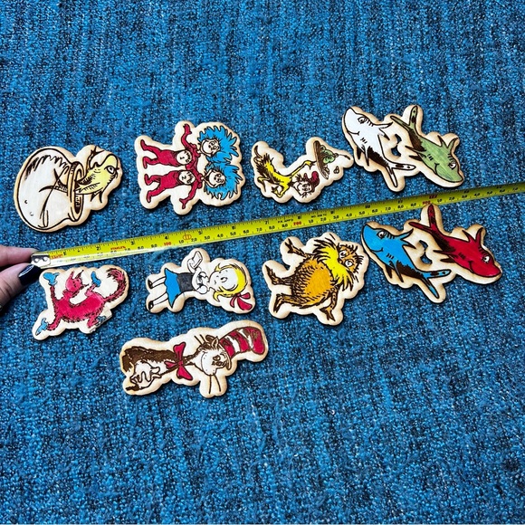Dr Seuss Pyrography Wood Burning Small Decor Pieces Set of 9 - Picture 10 of 10